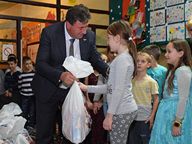 Новогодишњи пакетић за свако дете