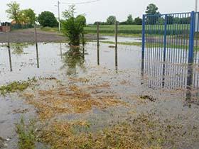 Пећинци данас повремено без воде