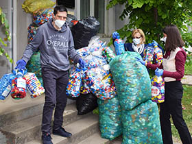 Испоручено још 450 кг чепова