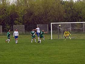 Ветерани Хајдука убедљивo на врху табеле