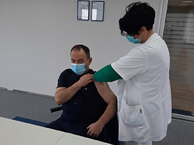 Јуче имунизација вршена и по предузећима