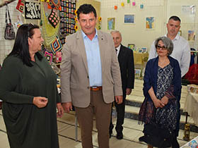 Отворена изложба рукотворина Шимановчанки (Видео)