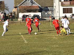 Победа Сремца на домаћем терену