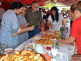 Купиново мирисало на кифлице и шећер у праху