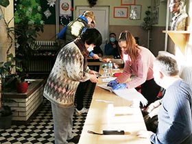 Izlaznost u opštini Pećinci preko 50 odsto