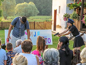 За викенд представе за децу у Попинцима, Карловчићу и Огару