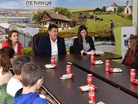 Парламентарци код председника