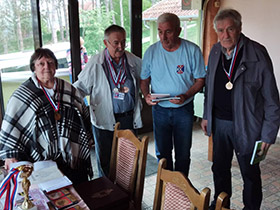 Енигмате се окитиле медаљама