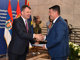 140 милиона за реконструкцију улица у општини Пећинци