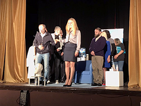 „Terapija“ odigrana pred pećinačkom publikom