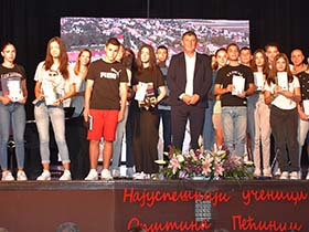 ЂОКИЋ: Само знањем и преданим радом наша локална заједница може наставити да напредује