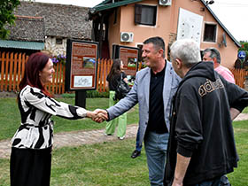 Почела 15. Ликовна колонија Купиново (Видео)