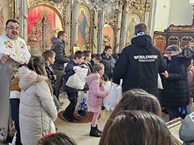 Светосавски пакетићи за децу из Деча