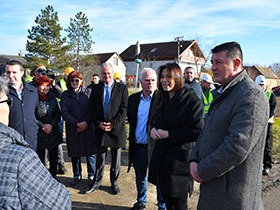 VUJOVIĆ: Radimo na 78 kilometara nedostajuće kanalizacije u opštini Pećinci