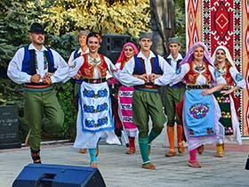 Видовдански концерт ДННТ Пећинци – традиција у новом руху