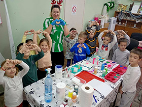 Новогодишње дружење деце и Чаробница