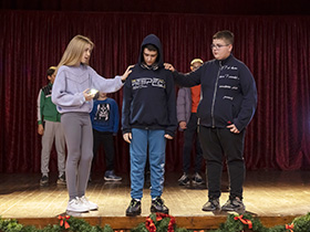 Представа пећиначког КЦ 20. марта пред митровачком публиком