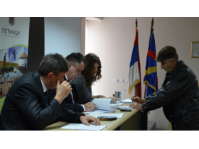 Potpisani ugovori za dodelu pomoći za ekonomsko osnaživanje izbeglica