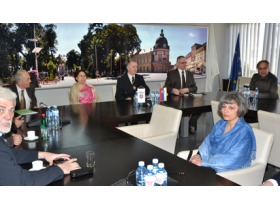 Ambasadorka Indije u poseti Sremu i opštini Pećinci