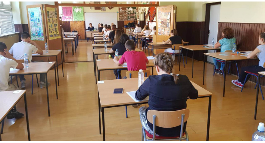 198 osnovaca polagalo malu maturu