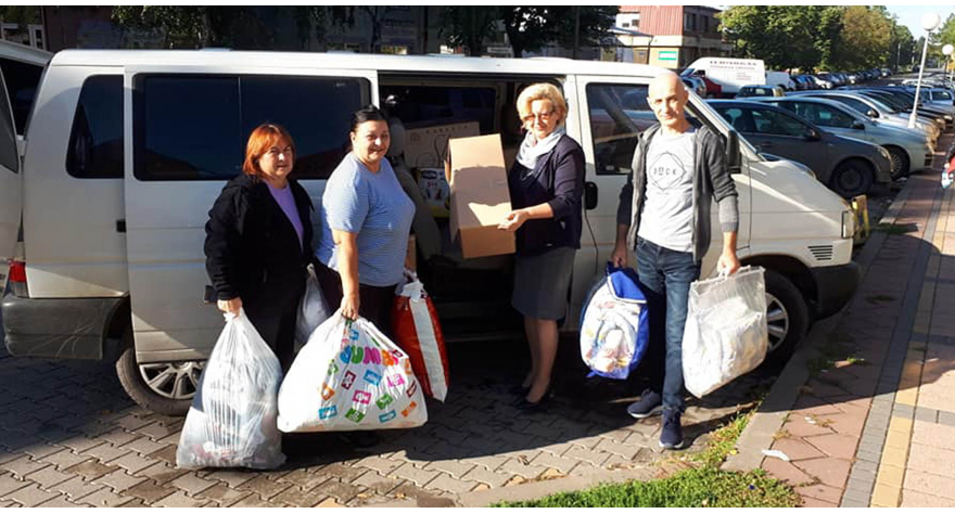 У Црвени крст стигло још топле одеће