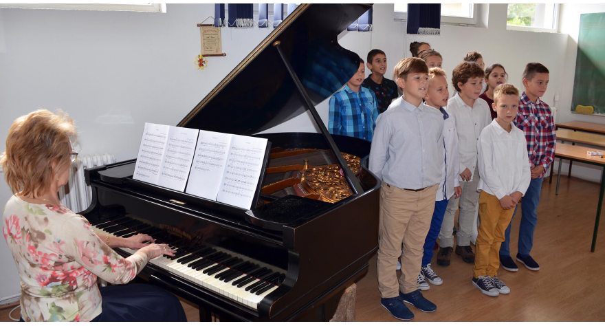 Мини-концерт за пећиначке прваке