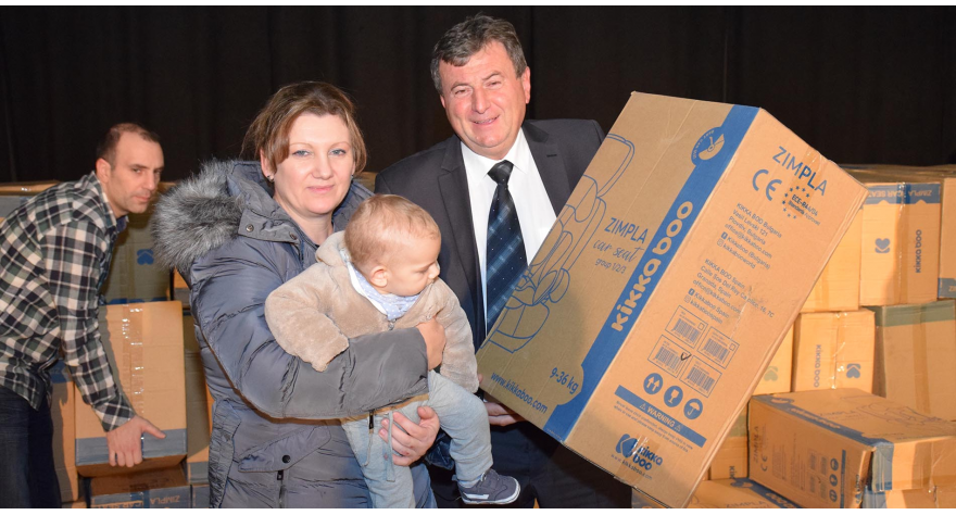 Ауто-седиште за свако новорођенче