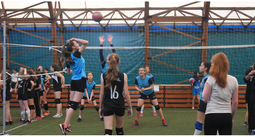 Фестивал одбојке у Пећинцима