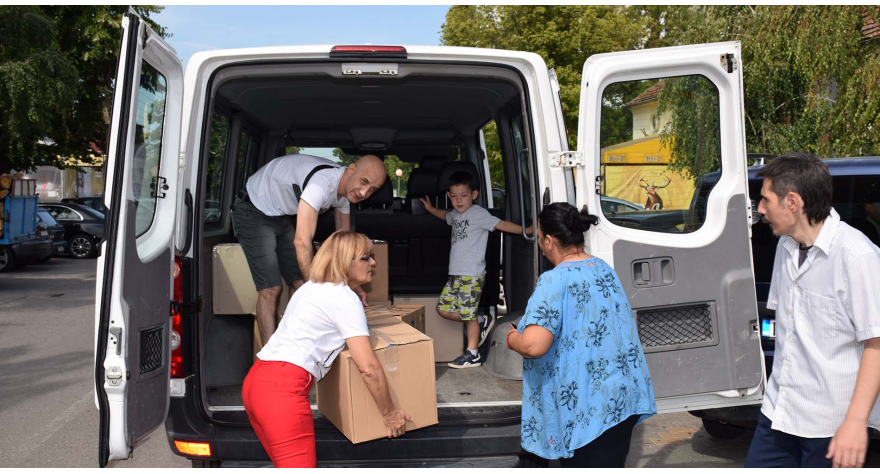 Редовне у испоруци гардеробе