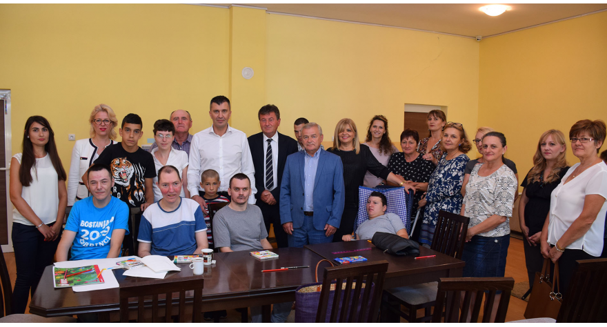 Министар Ђорђевић посетио општину Пећинци