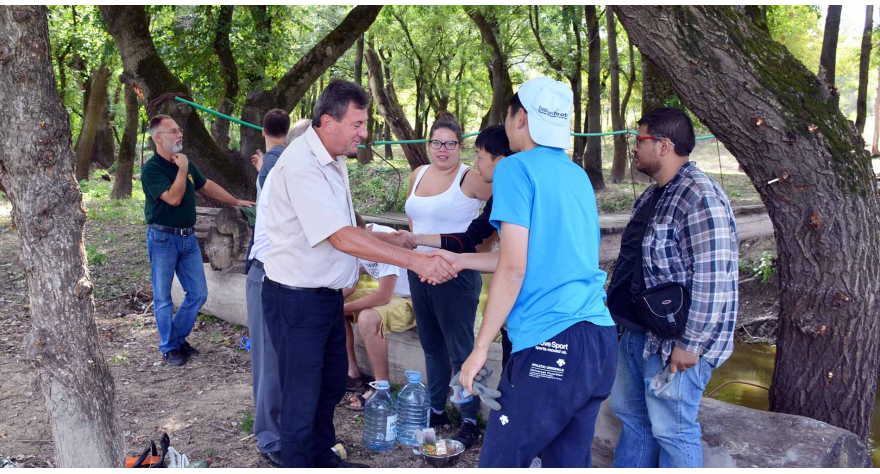 Волонтери из седам земаља на бедемима Купиника