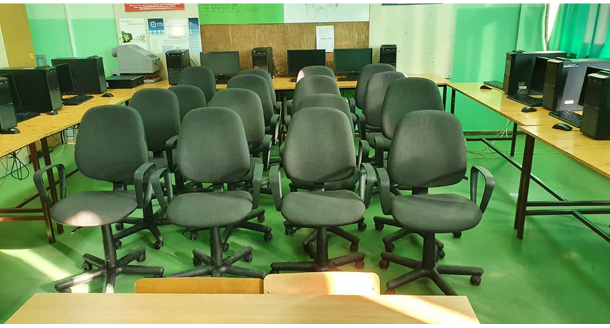 Стигла још једна донација за пећиначку средњу школу