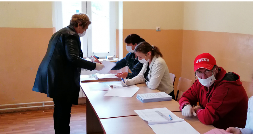 До 9 часова излазност 9,9%