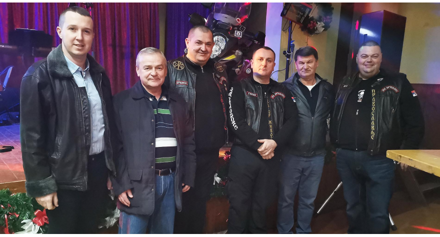 Дружење уз рок музику