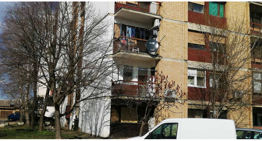 Станови поново топли