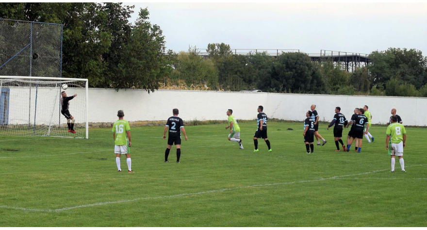 Шимановчани све убедљивији на врху табеле