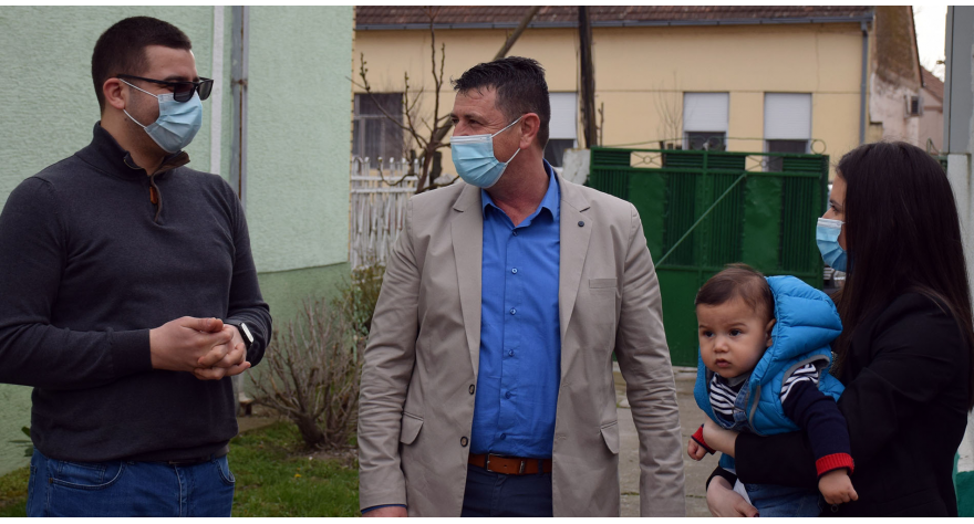 По 40.000 динара за 63 бебе