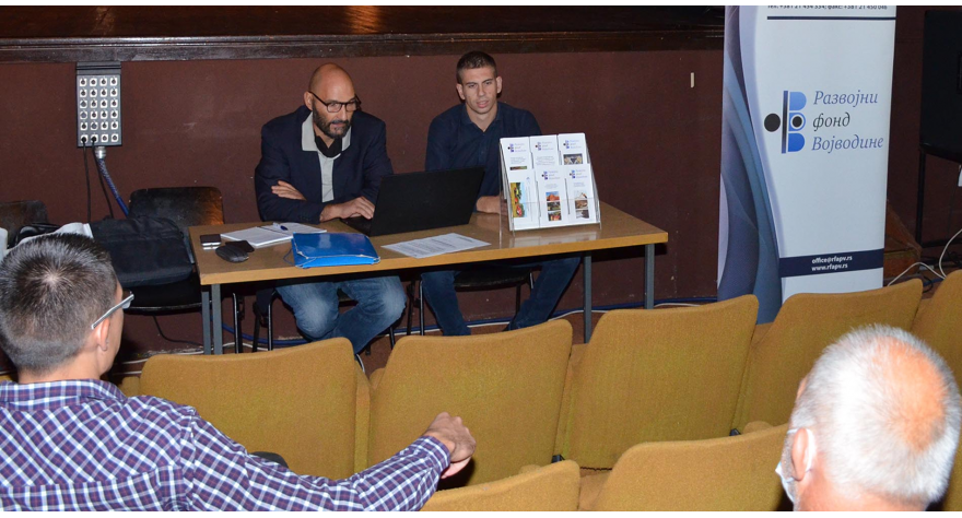 Повољни кредити за пољопривреднике, али и предузетнике