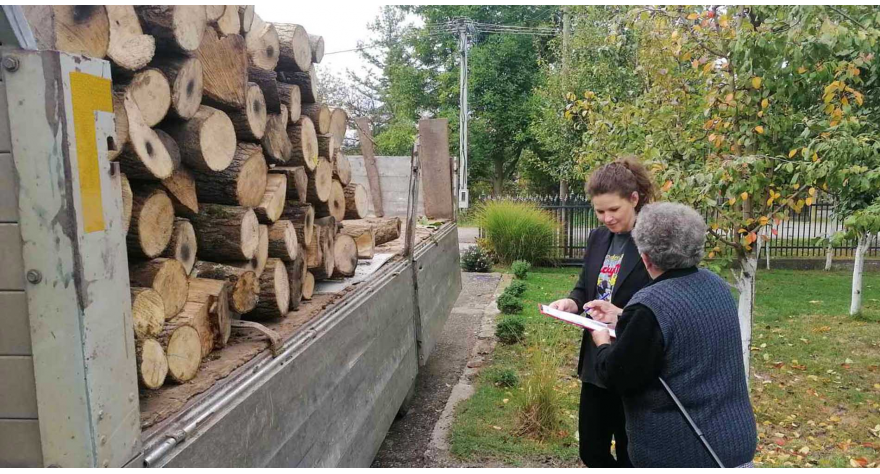 Isporučen ogrev za topliju zimu