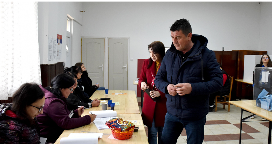 Do 11 časova glasalo 26,74% birača