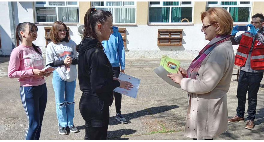 Crveni krst Pećinci nagradio učesnike kviza