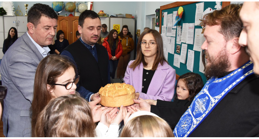 Nastavljamo putem svetosavlja