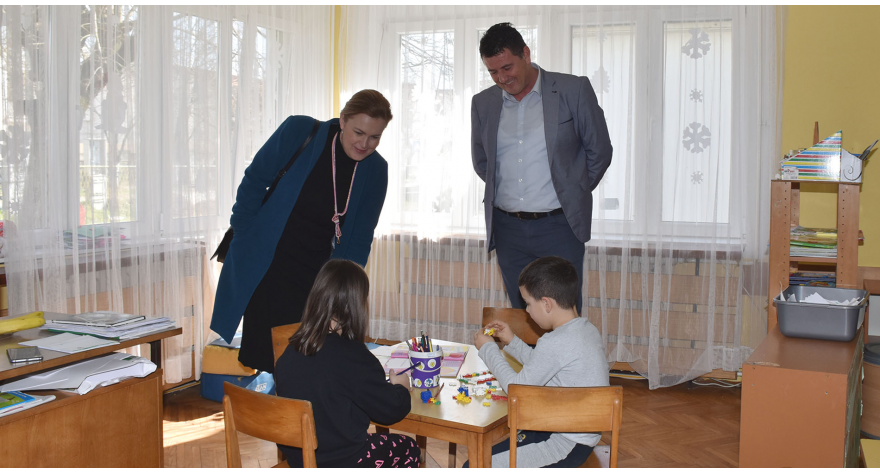 Bolji uslovi za decu iz Obreža