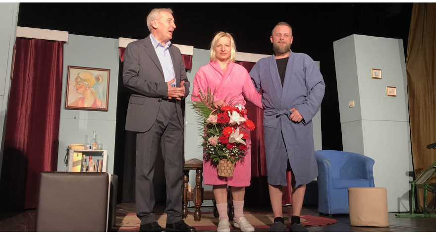 “Крај викенда” одигран пред пећиначком публиком