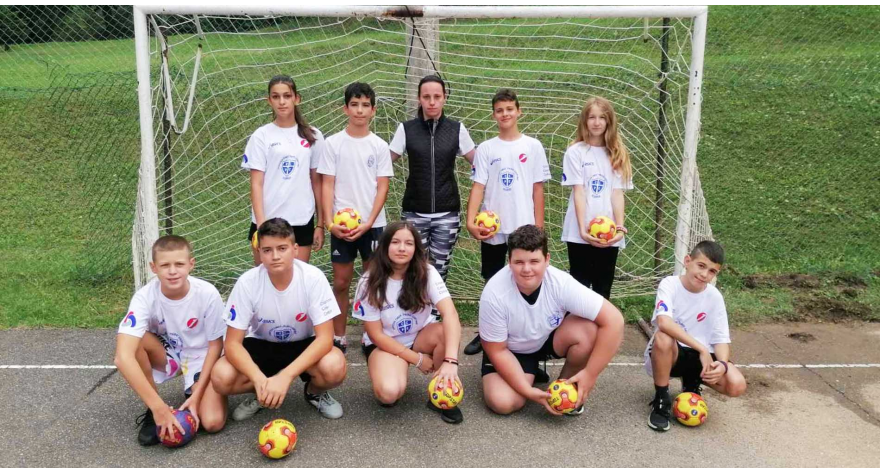 Поред тренинга није изостало ни дружење