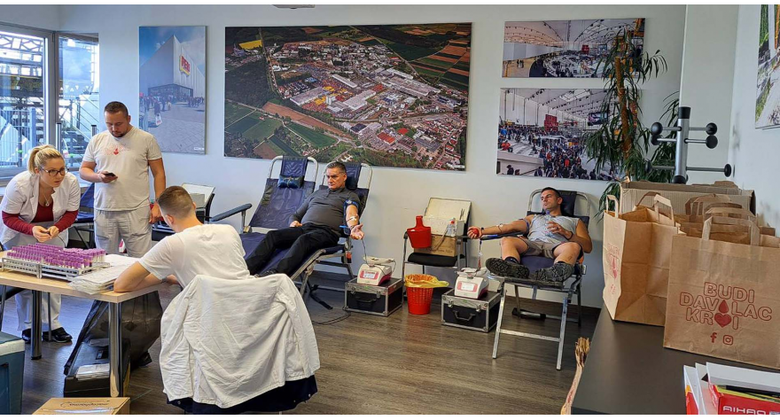 У ванредној акцији ДДК прикупљено 32 јединице крви