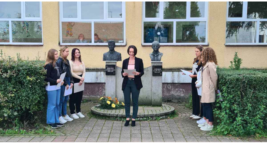 Srednjoškolci obeležili Dan škole