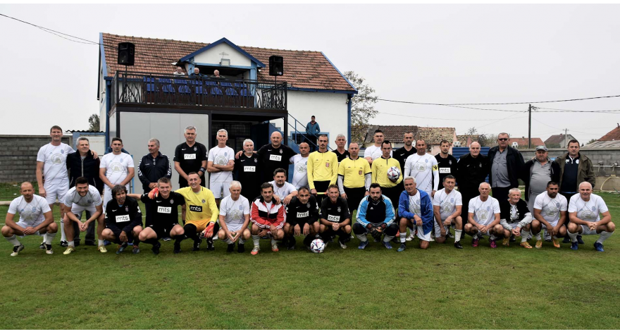 Фудбалска фешта у Доњем Товарнику