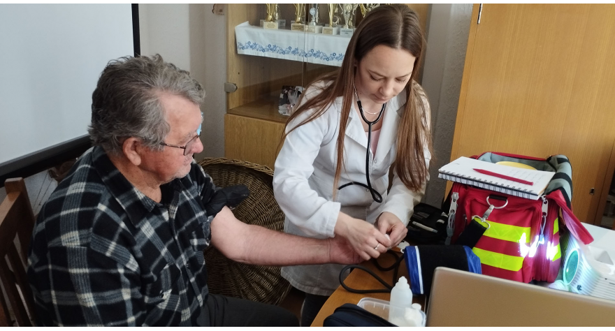 Црвени крст Пећинци обележио Дан здравља