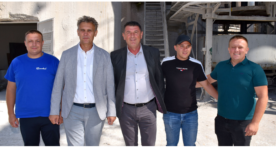 У пећиначкој шећерани потпаљена кречна пећ